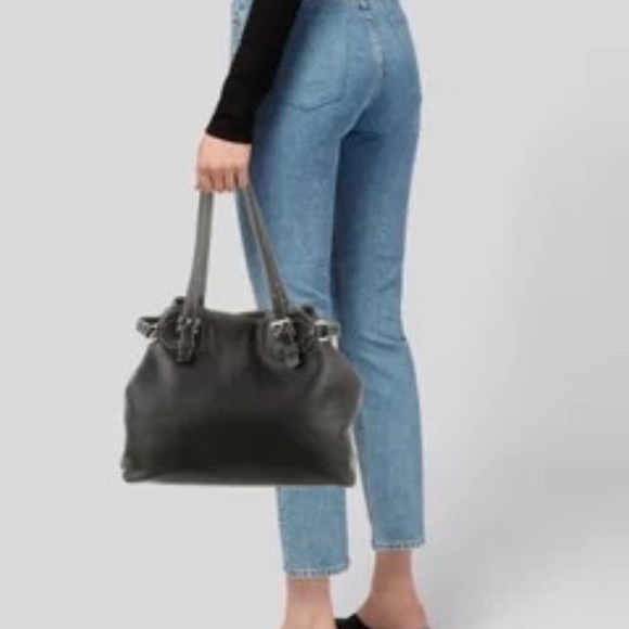 Prada Vitello Danio Leather Hobo. Black. In good condition - Picture 1 of 11